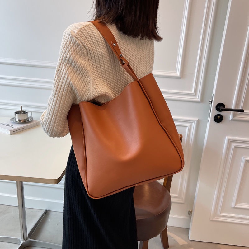 Túi Xách Da Dây Đeo Vai Thiết Kế Thanh Lịch