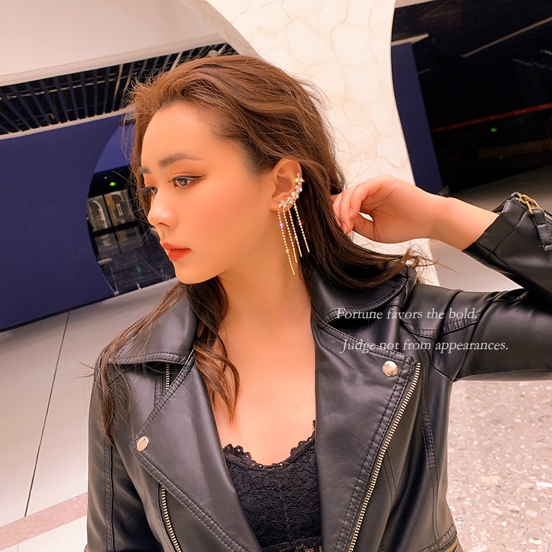 Đôi Khuyên Tai Dài Tua Rua Đính Đá Sang Trọng Cho Nữ