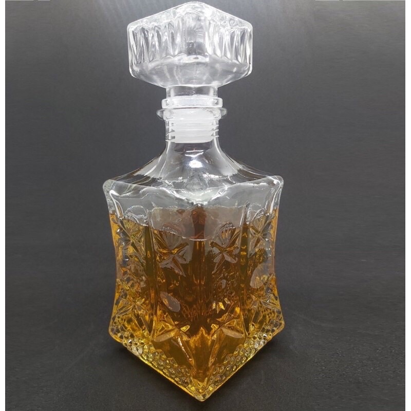 Bình Rượu Thuỷ Tinh Cao Cấp Mẫu Trụ Vát Eo 750ml. Mẫu số 3