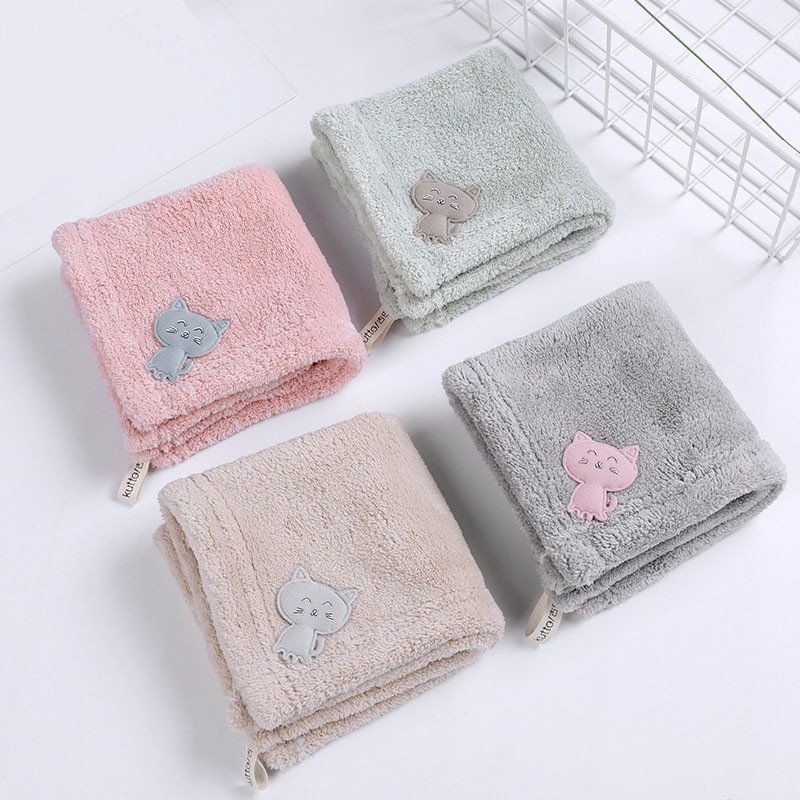 Khăn lau tay nhà bếp siêu thấm có móc treo chất liệu Microfiber mềm mịn [SALE]