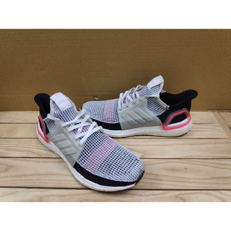 Giày running Adidas Ultra boost 19 sz 44