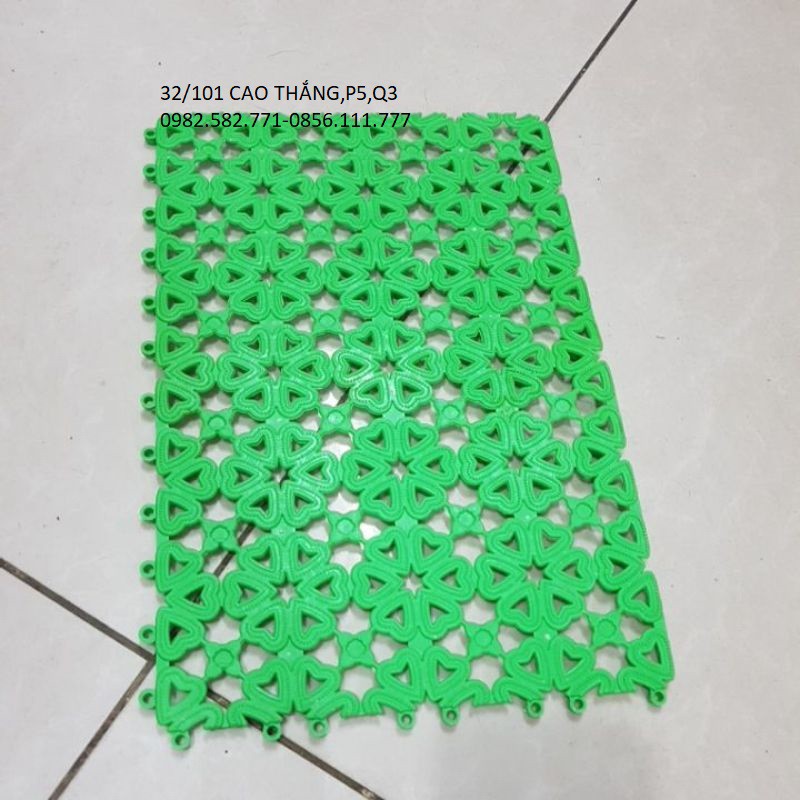 Tấm lót sàn chuồng chó, mèo bằng nhựa nhiều màu bằng nhựa PVC 20x30cm