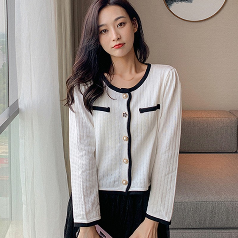 Áo Cardigan Dệt Kim Tay Dài Cổ Tròn Phối Nút Thiết Kế Đơn Giản