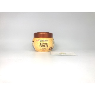 Kem ủ tóc Garnier Ultra Doux Nutrition Intense: chiết xuất từ mật ong 300ml