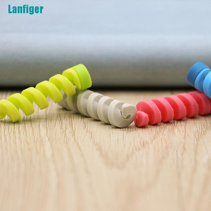 Phụ kiện dạng quấn bảo vệ dây cáp tiện dụng