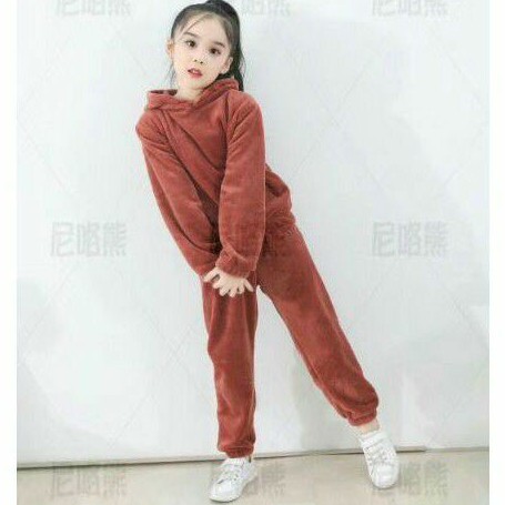 Bộ quần áo Lông Cừu D.Studio siêu yêu cho Bé và Mẹ