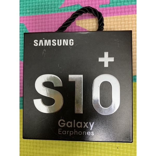 Tai Nghe Nhét Tai SS AKG . Màu đen Jack cắm 3.5mm