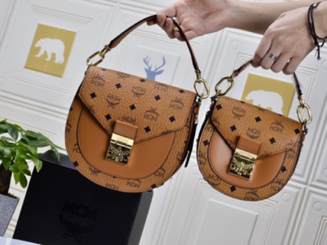 Túi đeo thời trang