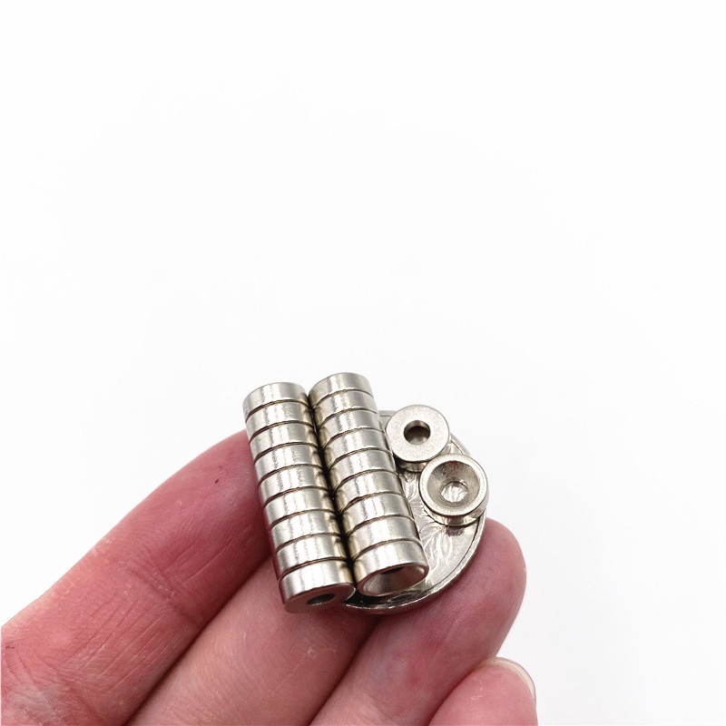 Nam châm câu cá 8x3 lỗ 3mm dùng làm cầu câu đồ chơi