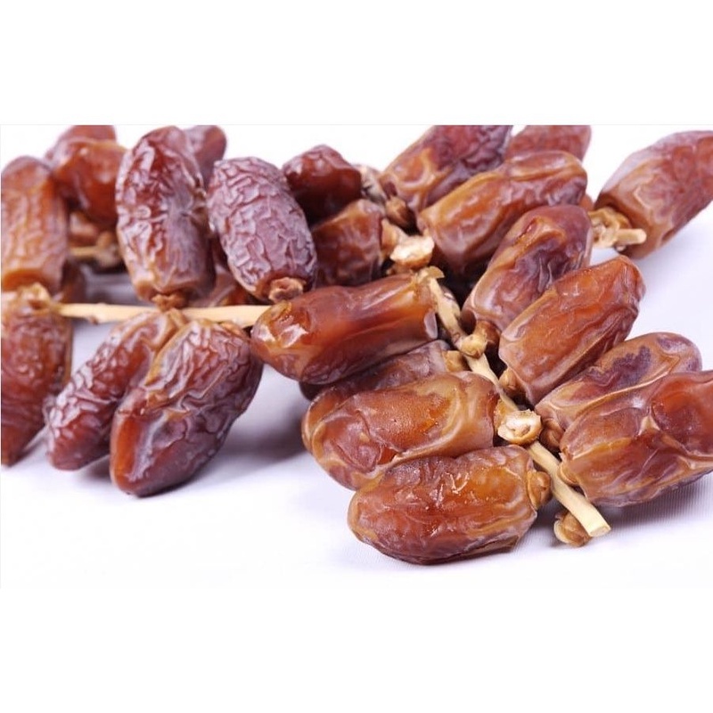Chà Là Nguyên Cành Israel 500Gr Hộp Đẹp
