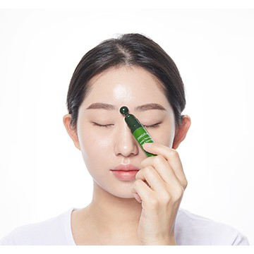 MẪU MỚI 2021 Kem mắt kèm đầu lăn massage Innisfree Green Tea Seed Eye &amp; Face Ball