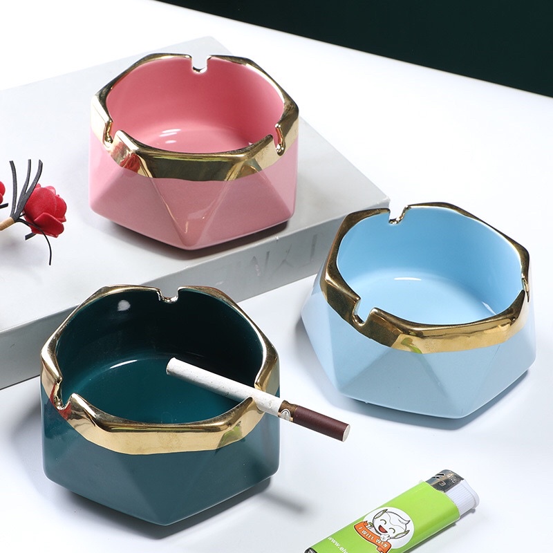 Gạt tàn sứ cao cấp lục giác viền mầu vàng sang trọng Huydecor