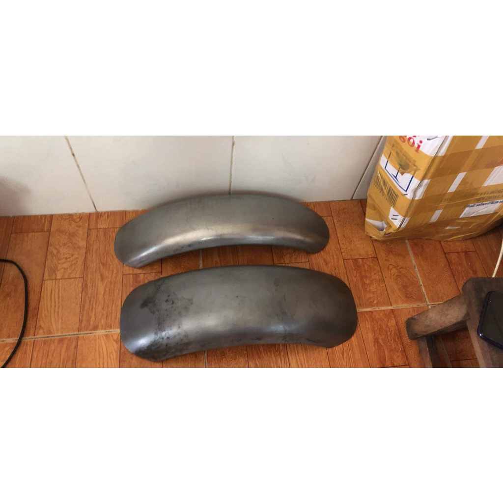 Dè gò chắn bùn sau cafe racer
