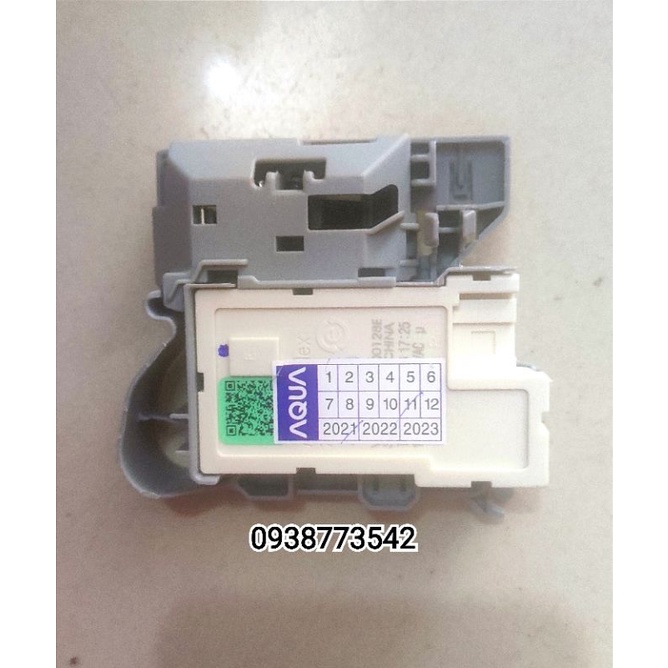 Công tắc cửa máy giặt Aqua khoá cửa máy giặt Aqua