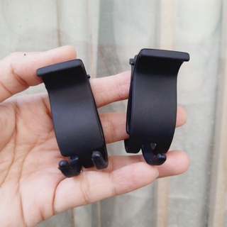Kẹp tóc 3 răng nhám màu đen (như hình)