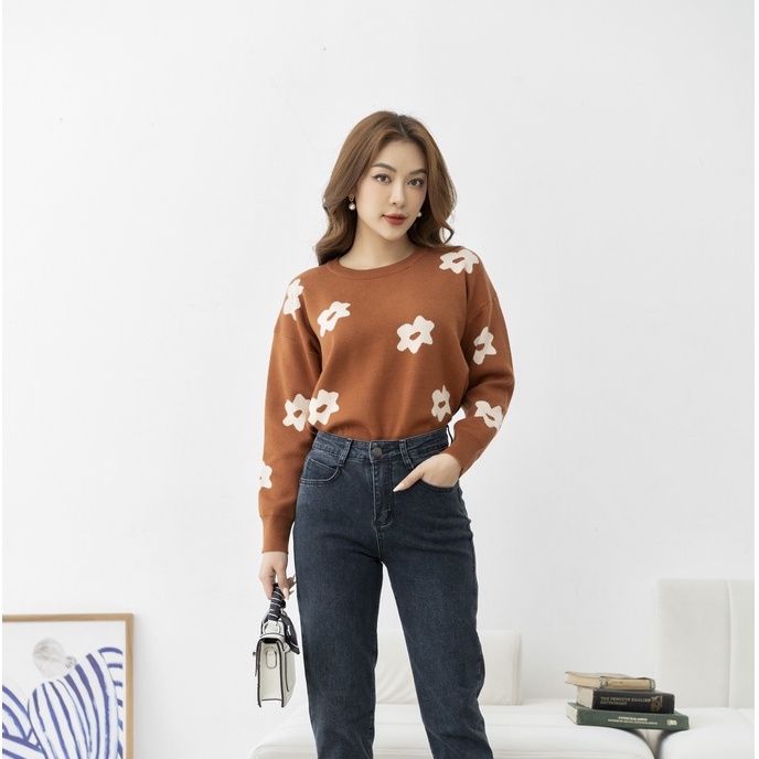 Áo len nữ FIONA bo gấu áo len cổ tròn dệt họa tiết bông hoa trẻ trung phù hợp đi làm đi chơi F852728