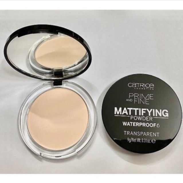 Phấn nén chống nước Catrice Prime and Fine Mattifying Powder Water Proof