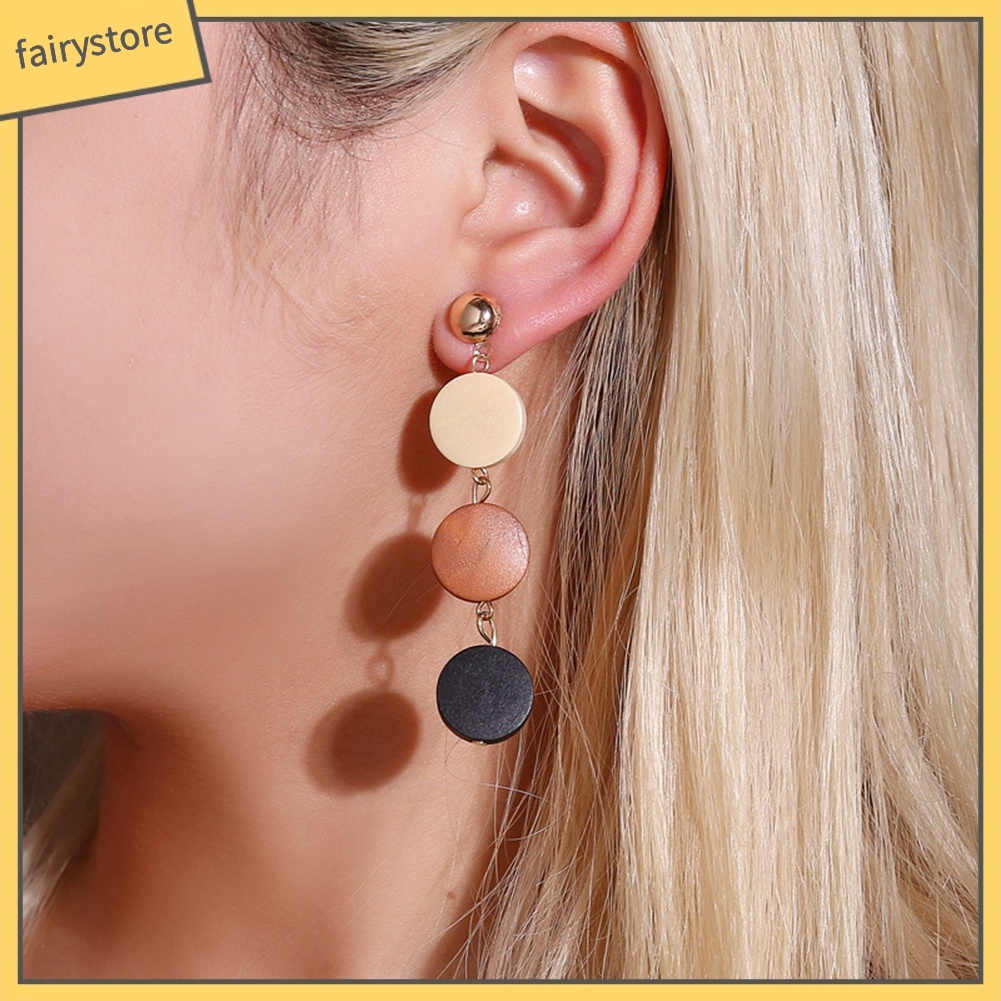 Hoa tai dáng thả mặt hình tròn bằng gỗ cho nữ