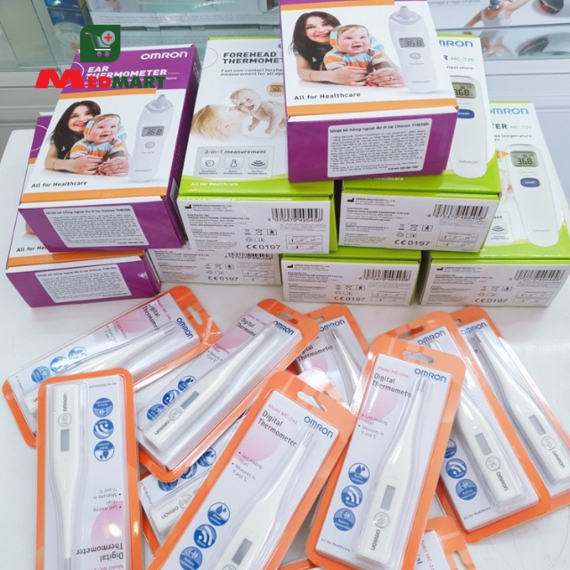 Nhiệt Kế Điện Tử Đo Tai Omron TH839S [Chính Hãng] Bảo Hành 02 Năm - Medmart