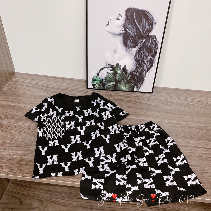 Bộ N.Y ngược cho bé (18-30kg)