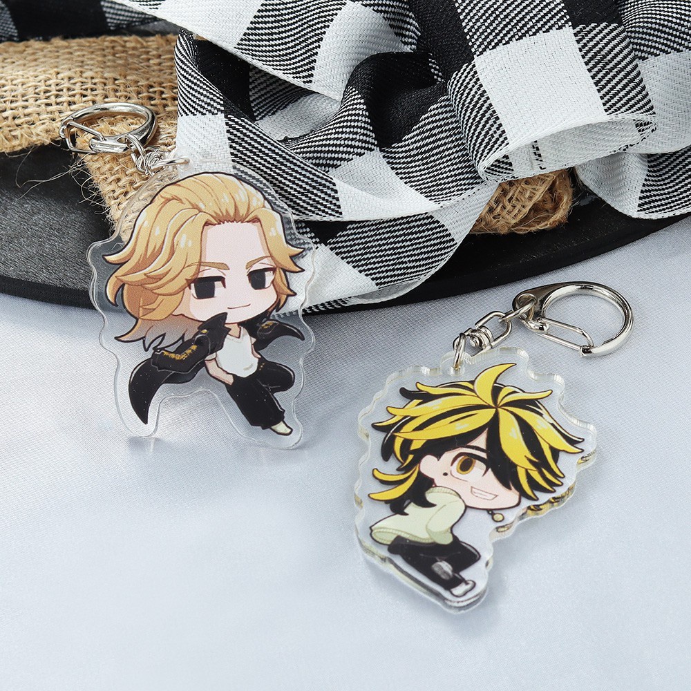 Móc khóa hình nhân vật chibi trong anime Tokyo Revengers