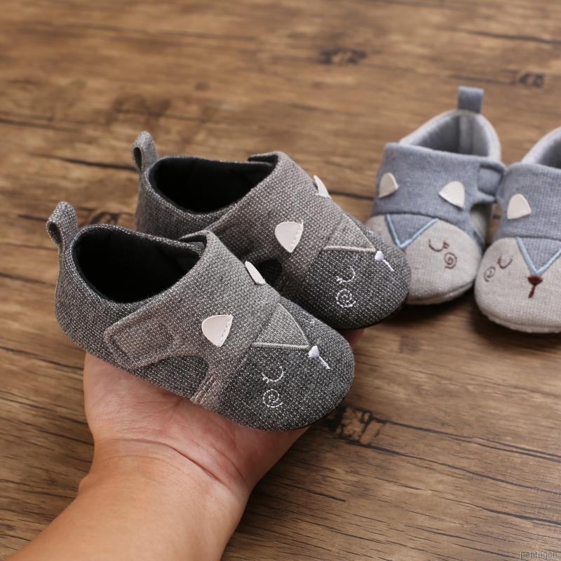 Giày tập đi dành cho bé 0-18 tháng tuổi làm từ cotton đế mềm chống trượt