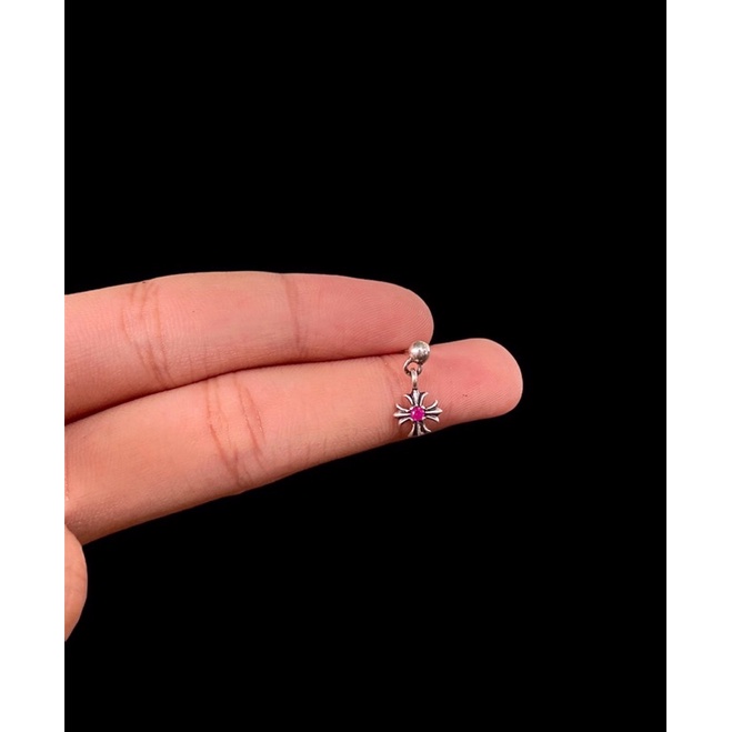 Bông tai chrome hearts