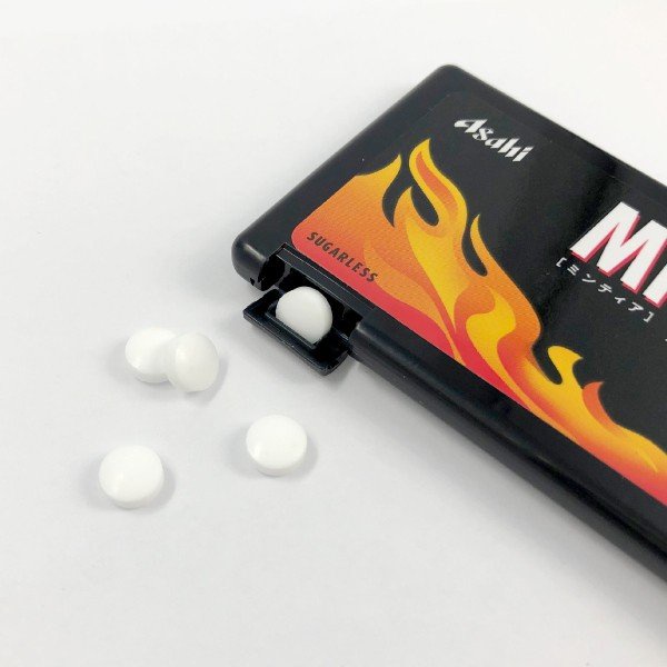 Kẹo ngậm bạc hà Mintia Dryhard 50 viên nhỏ Nhật Bản (Sugarless)