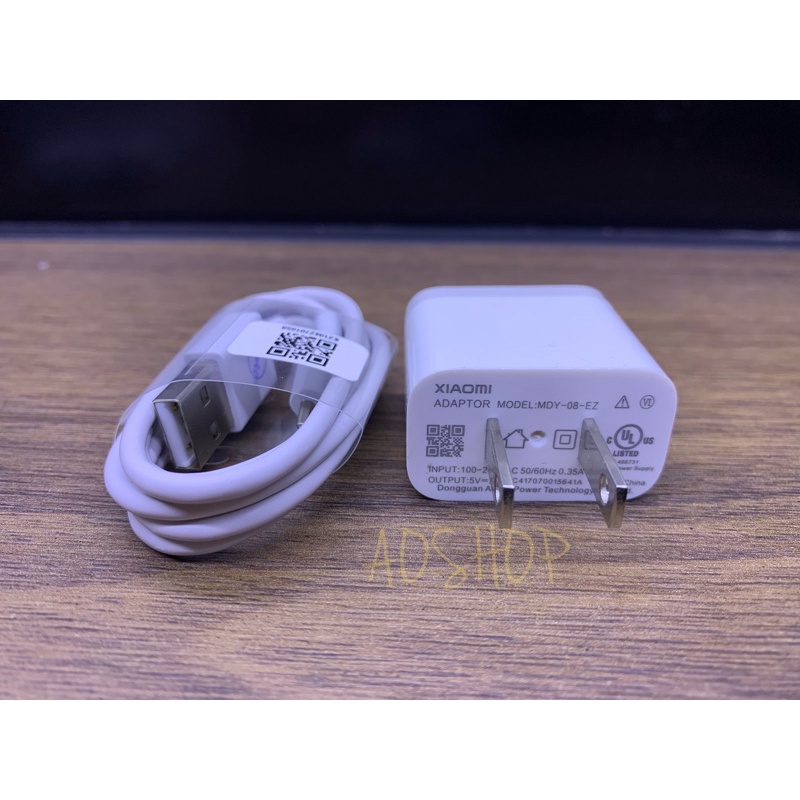 Củ sạc nhanh Xiaomi BAO HANH 6 THANG 5v - 2A Quick charge 3.0