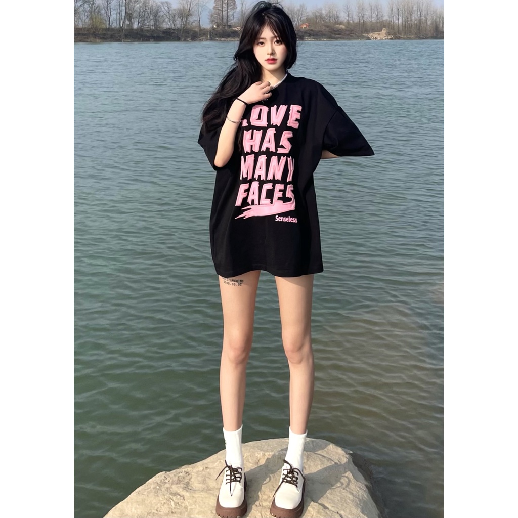 Áo Thun Nữ Ngắn Tay Màu Đen In Chữ Phong Cách Retro Mỹ