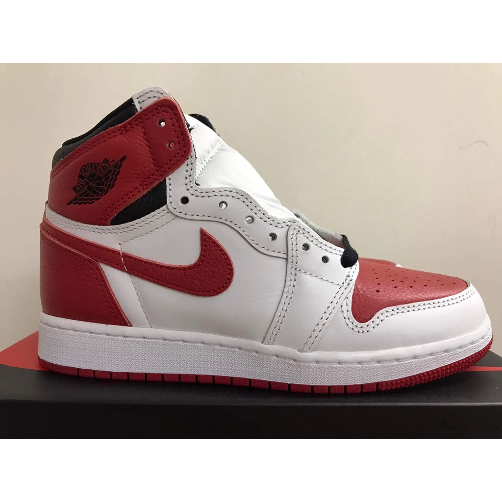 [FAKE ĐỀN X10] JORDAN 1 HIGH HERITAGE