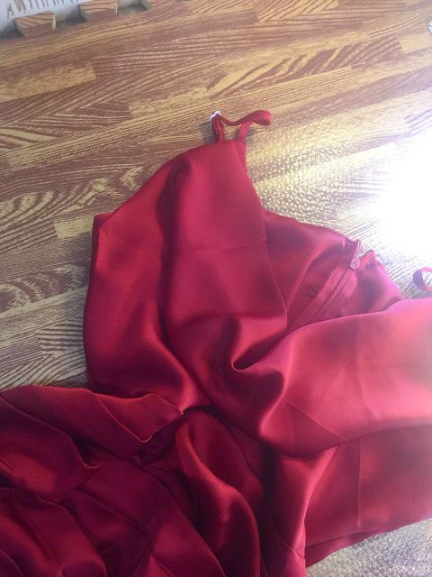 ĐẦM BODY PHI LỤA CỔ ĐỔ CAO CẤP(Hình thật trải sàn) | BigBuy360 - bigbuy360.vn