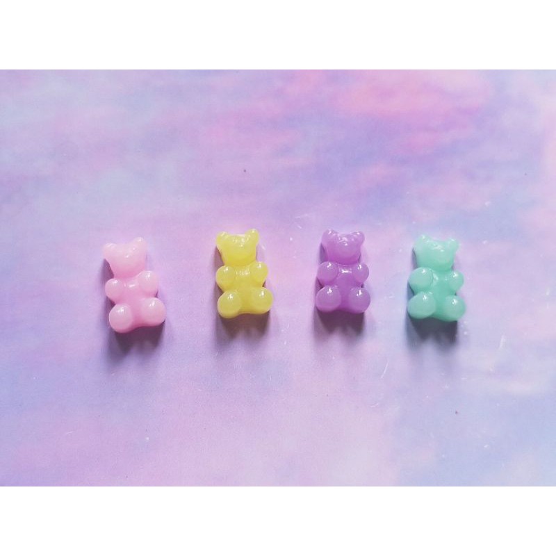 Charm gummy bear màu pastel