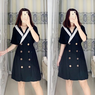 Đầm nút gỗ viền ren