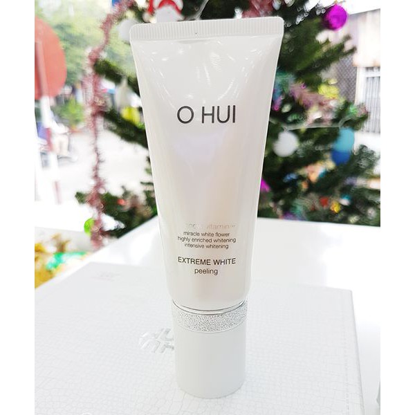 Kem Tẩy Tế Bào Chết Ohui Extreme White Peeling 60Ml