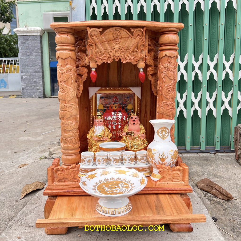 COMBO6 Bộ bàn thờ thần tài gỗ xoan ngang 42cm quỳ trụ–  Vàng