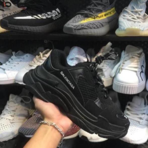 𝐓Ế𝐓🌺 NEW CH Tốt Nhất 𝐒𝐀𝐋𝐄🌺𝐓Ế𝐓 Giày balenciaga triples đen/ ảnh thật ️🥇 Xịn Nhất NEW Uy Tín 2020 ⛳ new ˇ ⁵ ' ' P:{ = |