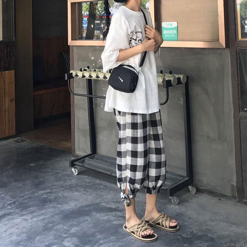 Set áo thun cổ tròn tay ngắn in họa tiết hoạt hình + quần dài caro thời trang cho nữ | BigBuy360 - bigbuy360.vn