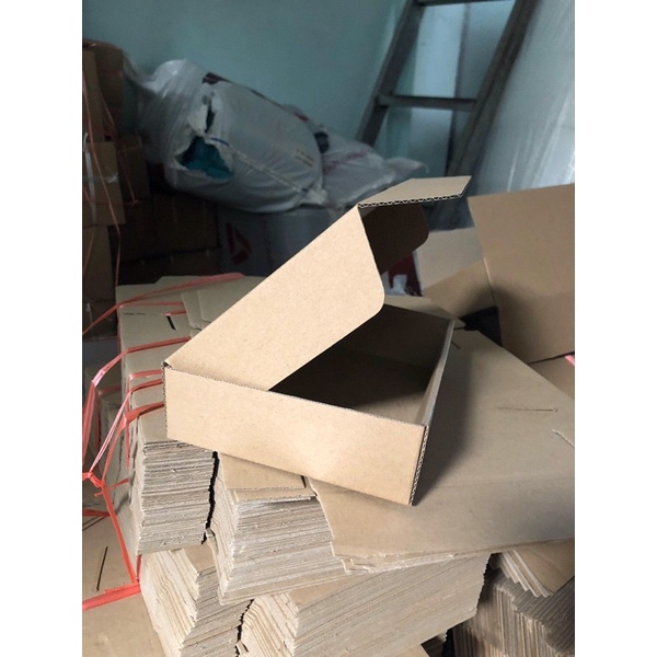 Hộp carton nắp gài size 20x15x5