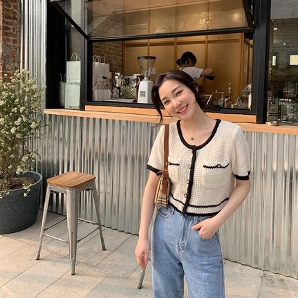 Áo croptop ZHELIHANGFEI dệt kim cổ tròn phối nút thời trang cho nữ