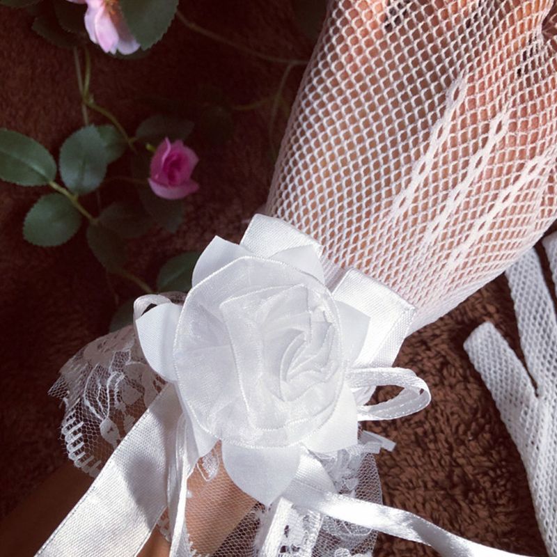 Găng Tay Ren Hoa Thời Trang Cho Cô Dâu