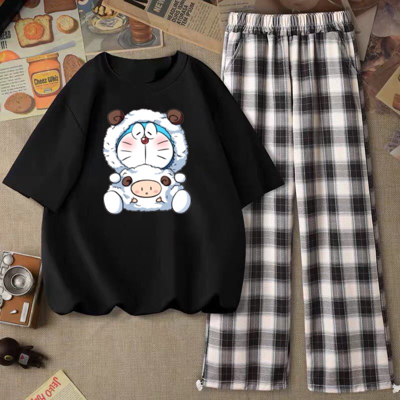 SÉT DORAEMOM MẶC ÁO CỪU KÈM QUẦN KẺ