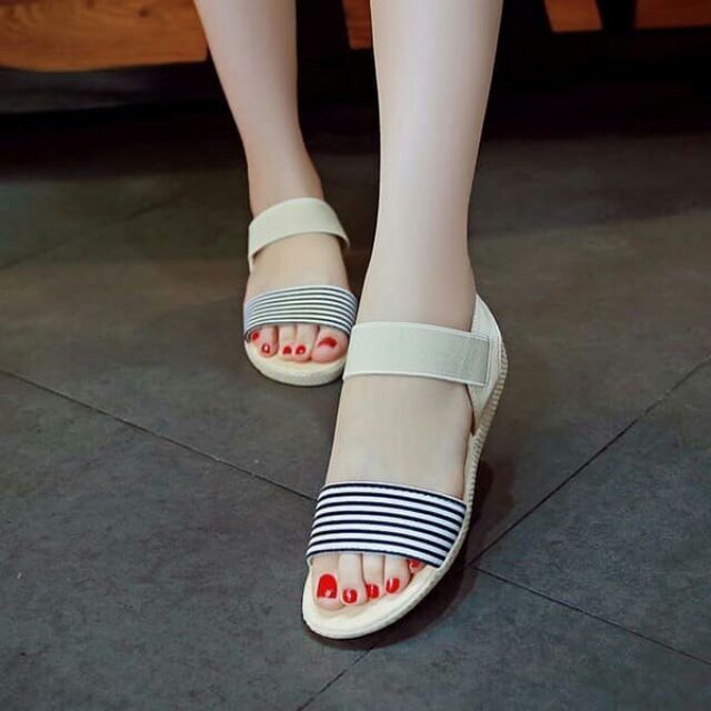 SANDAL KẺ SỌC ĐẾ 3CM ĐI SIÊU ÊM CHÂN