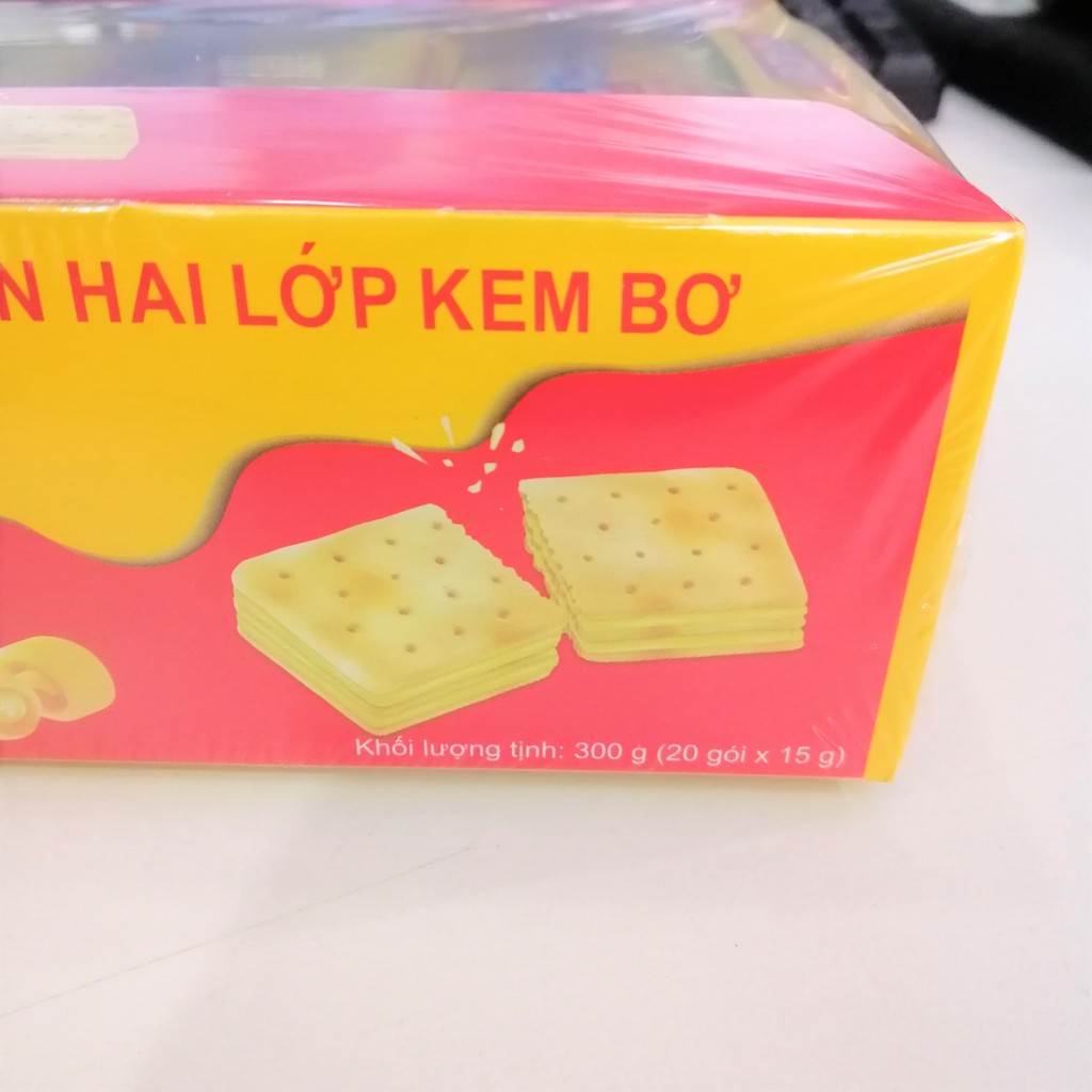 Bánh Magic Cracker Siêu Giòn Hai Lớp Kem Bơ (Hộp 20 gói)