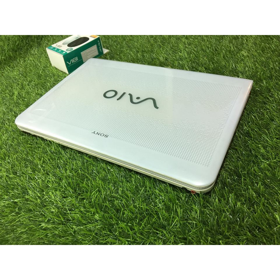 Laptop Sang Chảnh Sony vaio VPCEA chíp core i5 ram 4gb xung nhịp cao tawmhk fui đồ . Bao zin