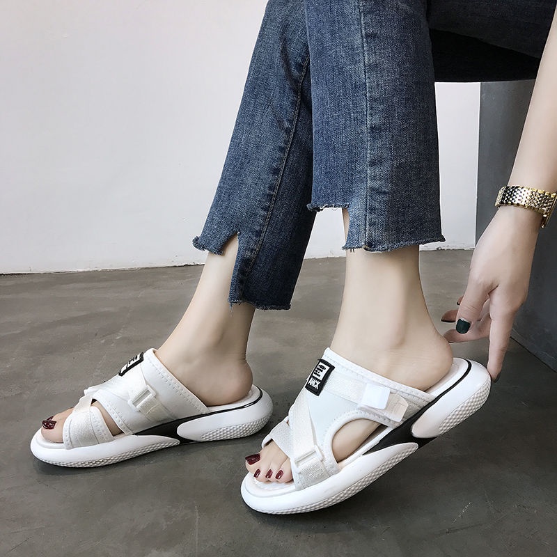Dép Nữ Đế Dày Thời Trang Cá Tính