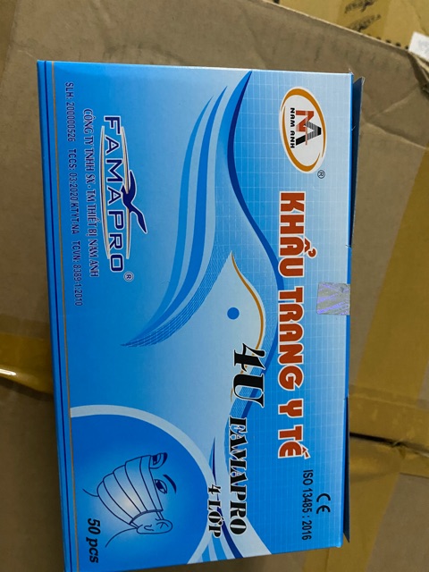 Khẩu trang y tế 4 lớp Famapro pro hộp 50 cái .