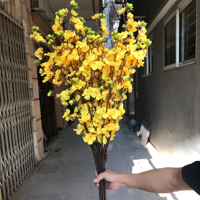 Cành hoa mai giả