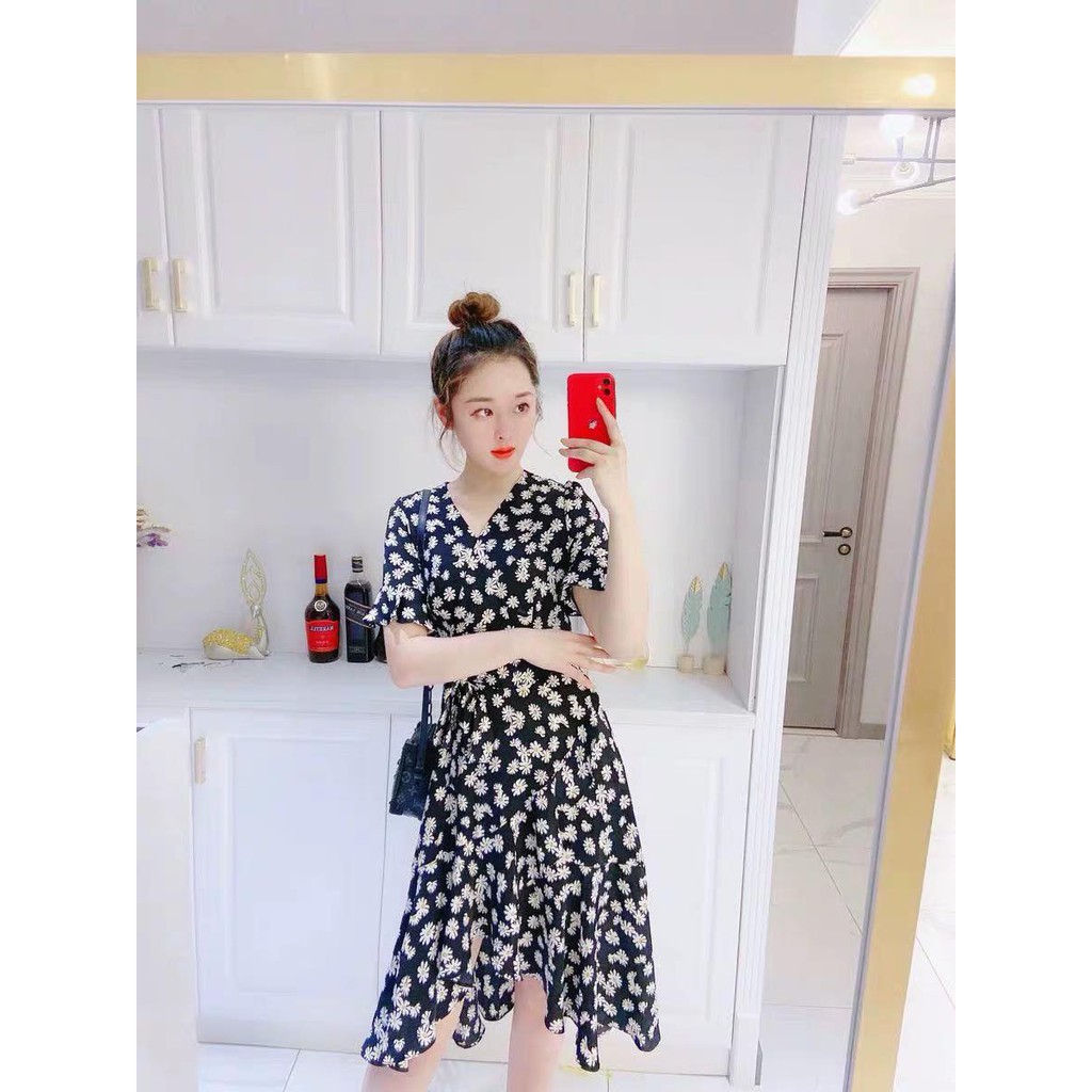 ĐẦM HOA CÚC  ĐEN HOA TRẮNG