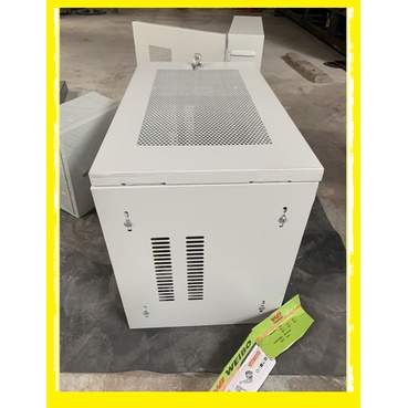TỦ RACK 6U LẮP ĐẶT CHO HỆ THỐNG MẠNG VÀ CAMERA -  Tủ rack 6u treo tường cửa lưới - Thân tủ mạng 6U treo tường t5/2023
